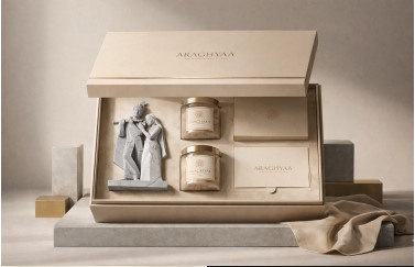 Kavya - A Timeless Canvas of Love | ARAGHYAA luxury gifts